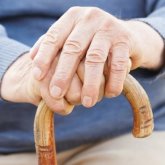 Әйелдер мен ерлердің зейнет жасы 55 және 60 жасқа дейін қысқара ма?