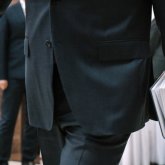 Депутаттар 27 миллион теңге бөлінген қазақ тілі сабағын менсінбейді (ВИДЕО)