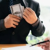 «Госзаказды» алып отырғандар соны жариялаушылардың туысы боп шығады» - депутат