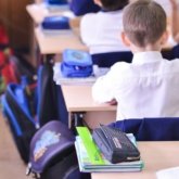 «Бірінші сыныпта тек туған тілінде оқиды»: БҒМ үш тілді оқыту жүйесіне енгізілетін өзгерістер туралы айтты