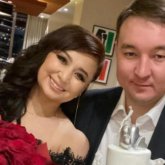 Өзінен жасы кіші жігітке тұрмысқа шыққан отандық жұлдыздар жайлы не білеміз?