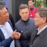 Қоғам белсендісі Ертісбаевқа «сен бұлбұлсың» деп бетіне басты (ВИДЕО)