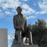 Ақселеу Сейдімбекке қойылған ескерткіш қызу талқыланып жатыр