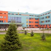 Алматыда 3 млрд теңгеге салынған жаңа мектептің қабырғасы жарылып жатыр