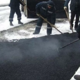 Екібастұз әкімдігі қардың үстіне асфальт төсеген