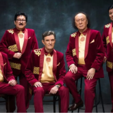 «Дос-Мұқасан» ансамблі ақша табу үшін тойға шығуға мәжбүр