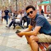 Әнші Ғазизхан Шекербеков «Еркекпін мен» әнінің қалай жазылғанын айтты (ВИДЕО)