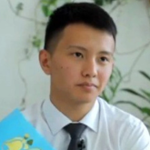 «Сабақтан қашу мүмкін емес»: Павлодар облысындағы мектепті бір ғана түлек бітірді (ВИДЕО)