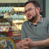 Жүрсін Ерманның орнын кім басады: aқын айтыстың тізгінін кім ұстайтынын мәлім етті