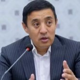 Серікзат Дүйсенғазы ақынның сөзін өзгерткен әншіні жауапқа тартуды сұрады