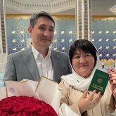 «Кім не десе, о десін»: 46 жасында ұзатылған әйел махаббат хикаясын баяндап берді