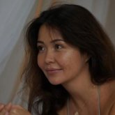 «Не болып жатқанын түсінбеймін»: Әсел Сәдуақасова көз жасына ерік берді