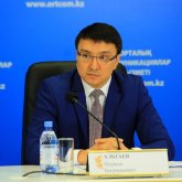 Бұрынғы мәжіліс депутаты Әлтаев Мырзахметовтен 50 млн теңге пара алды деп айыпталуда