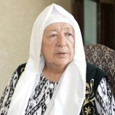 34 жетім баланы асырап алған Әмина қажының үйін кім тартып алмақшы?