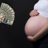 Суррогат ана: Жатырымды жалға беріп, 3,5 миллион теңге таптым