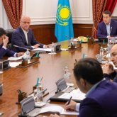 Үкімет басшысы теміржол жүк тасымалындағы кедергілерді жоюды тапсырды