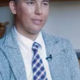 Америкалықтар асырап алған қазақ баласы туған анасын іздеп жүр