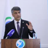 Өзбек депутаты елде орыс тілін толық алып тастауды ұсынды