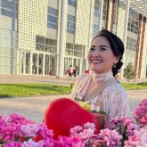 Белгілі журналист жүктілік тестін бүкіл Қазақстанға жаятын келіндерді сынады