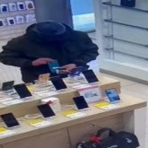 Алматыда IPhone ұрлаған күдіктілер ұсталды