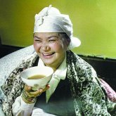 Бүгін – Әмина Өмірзақованың туған күні