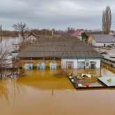Ресейдің Орынбор қаласын су басып, дабыл соғылды