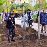 Кім табады? Астана әкімдігі көше қазып, үш жерге 150 мың теңге жасырып қойды