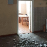 Семейде сабақ үстінде төбе опырылып түскен (ВИДЕО)