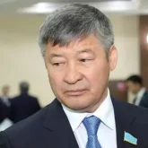 Депутат Дәулет Тұрлыханов ұлының сот үкіміне қатысты пікір білдірді (ВИДЕО)