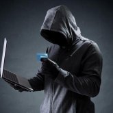 Қарағандыда интернет-алаяқпен болған әңгіме  видеоға түсіп қалды