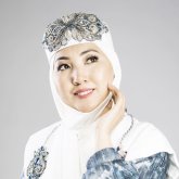 «Күйеуіне қара күйе жағып, өзі сүттен ақ көрінетін әйелдерді Құдай кешірсін!» – Сара Тоқтамысова