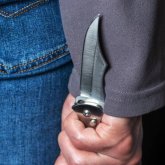 Мас күйде күйеуін пышақтап өлтірген әйелге сот үкімі шықты