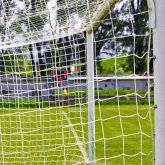 ШҚО-да 12 жасар баланың басына футбол қақпасы құлап кетті