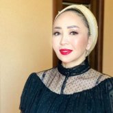 «Ауылына асфальт төселсе болды»: Айнұр Тұрсынбаева Демеу Жадыраевтың жерлестеріне үндеу жасады (ВИДЕО)