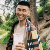 Қарапайым ауыл мұғалімі әлемдік хиттің битін жазды