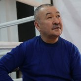 «Талай жыл не үшін айлық алған?»: Еділов бұрынғы бапкерлік құрамды сөз етті