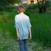 «Әкесі аялдамаға қалдырған»: Шымкентте 13 жастағы бала жоғалып кеткен