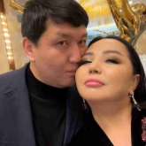 «Асхана да, ештеңе де болмайды». Алтынай Жорабаеваға күйеуі киімдерін қоятын пәтер алып берді