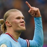 Әйгілі футболшы Эрлинг Холанд Алматыға төрт жеке күзетшімен келді (ВИДЕО)