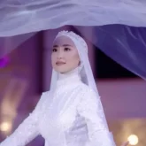 «Жаңа отауымның төрінде жарқырап тұрады»: Мөлдір Әуелбекова жасауын көрсетті (ВИДЕО)