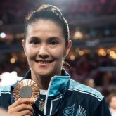 «Медалімді ломбардқа өткізгім келді»: Назым Қызайбай жүлде алған кезін еске алды (ВИДЕО)