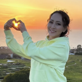 «Қазақтың миына сыймайды»: Айгүл Иманбаева бұрынғы күйеуімен ың-шыңсыз ажырасқанын айтып, мақтанды (ВИДЕО)