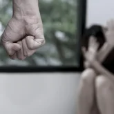 «Ұрып, боқтады»: Атырауда 15 жасар қызды мәжбүрлеп тұрмысқа беруге қатысты іс қозғалды