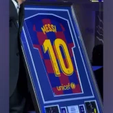 Алматылық блогер Мессидің футболкасын 8 млн теңгеге сатып алды