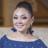 «Не байқадыңыздар?»: Сәбит Әбдіхалықовтың әйелі сүйінші жаңалығын жария етті