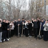 Алматыда Олимпиада жүлдегерлері мен эстрада жұлдыздары қалаға ұқыпты қараудың үлгісін көрсетті