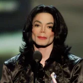 Майкл Джексонның жария етілмеген 12 әні жазылған кассеталар табылды