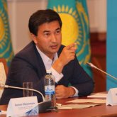 «Әуе апаты кездейсоқ болмайды»: Экс-шенеуніктің жазбасы елді ойландырып қойды