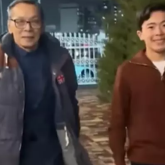 «Нұрлан ағаның тура бала кезі»: Қожаның рөлін сомдаған екі актердің ұқсастығы желіні жарды (ВИДЕО)