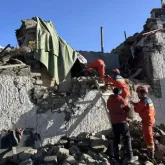 Қытайдағы жер сілкінісі: қаза тапқандар саны 126-ға жетті